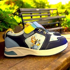 New with Tags IT’S BLUEY! 🩵NWT Toddler Bluey Light Up Shoes